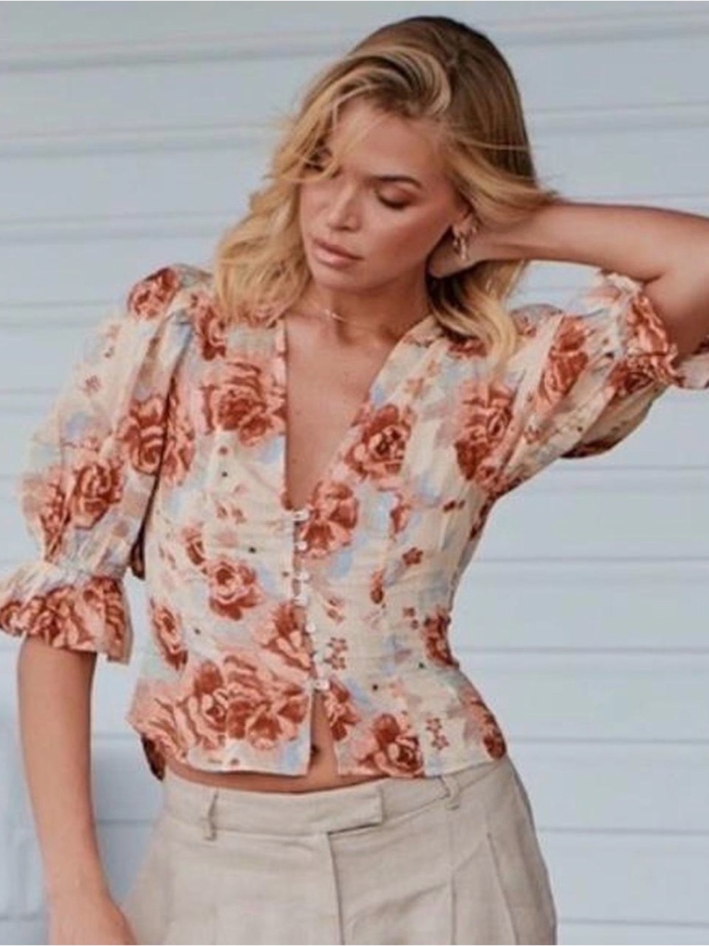 Free People Found You 100% Cotton Brown beige floral blouse ruffled sleeves Sz L